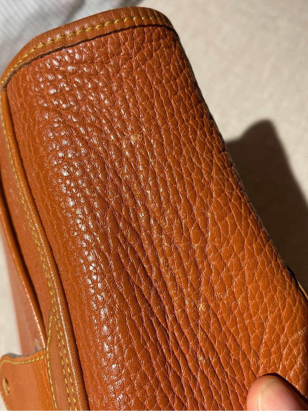 Vintage Like NEW Dooney & Bourke Saddle Pebbled Leather Crossbody Bag - Picture 11 of 12